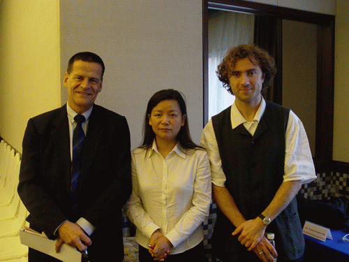 夏副總經(jīng)理和外國(guó)友人