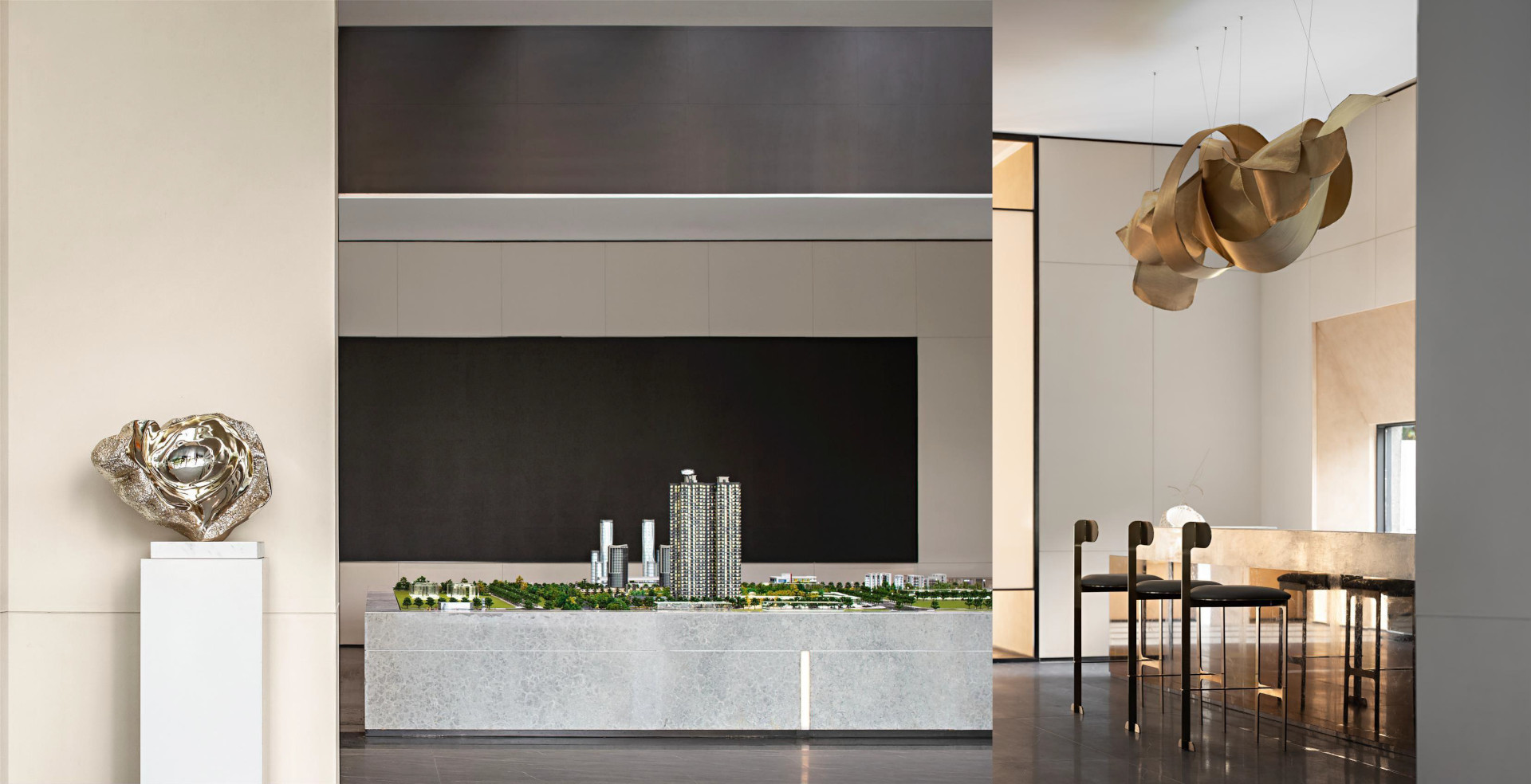 佛山融創(chuàng)半島壹號(hào)營(yíng)銷中心